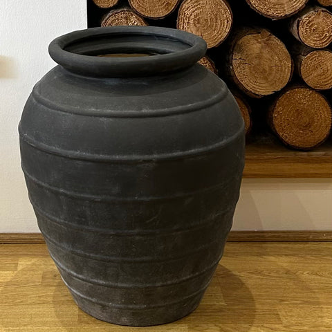 Black Large Pot