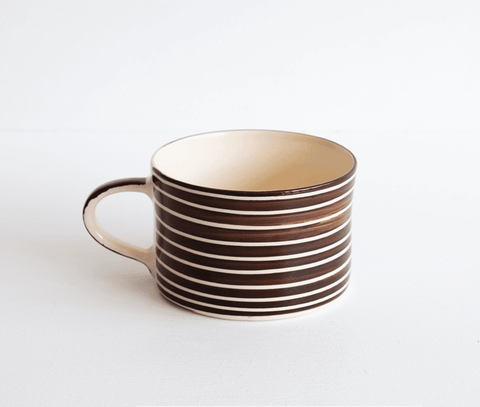 Beautiful Portuguese mugs showcasing traditional designs and colours, perfect for adding charm to your kitchen collection.