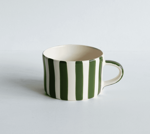 Beautiful Portuguese mugs showcasing traditional designs and colours, perfect for adding charm to your kitchen collection.