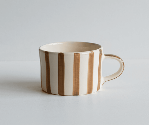 Beautiful Portuguese mugs showcasing traditional designs and colours, perfect for adding charm to your kitchen collection.