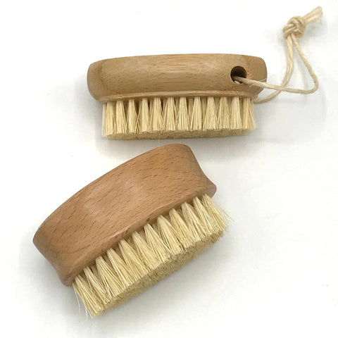 Chunky Beachwood Nail Brush - Bagel&Griff