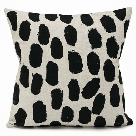 Black Spot Cushion - Bagel&Griff