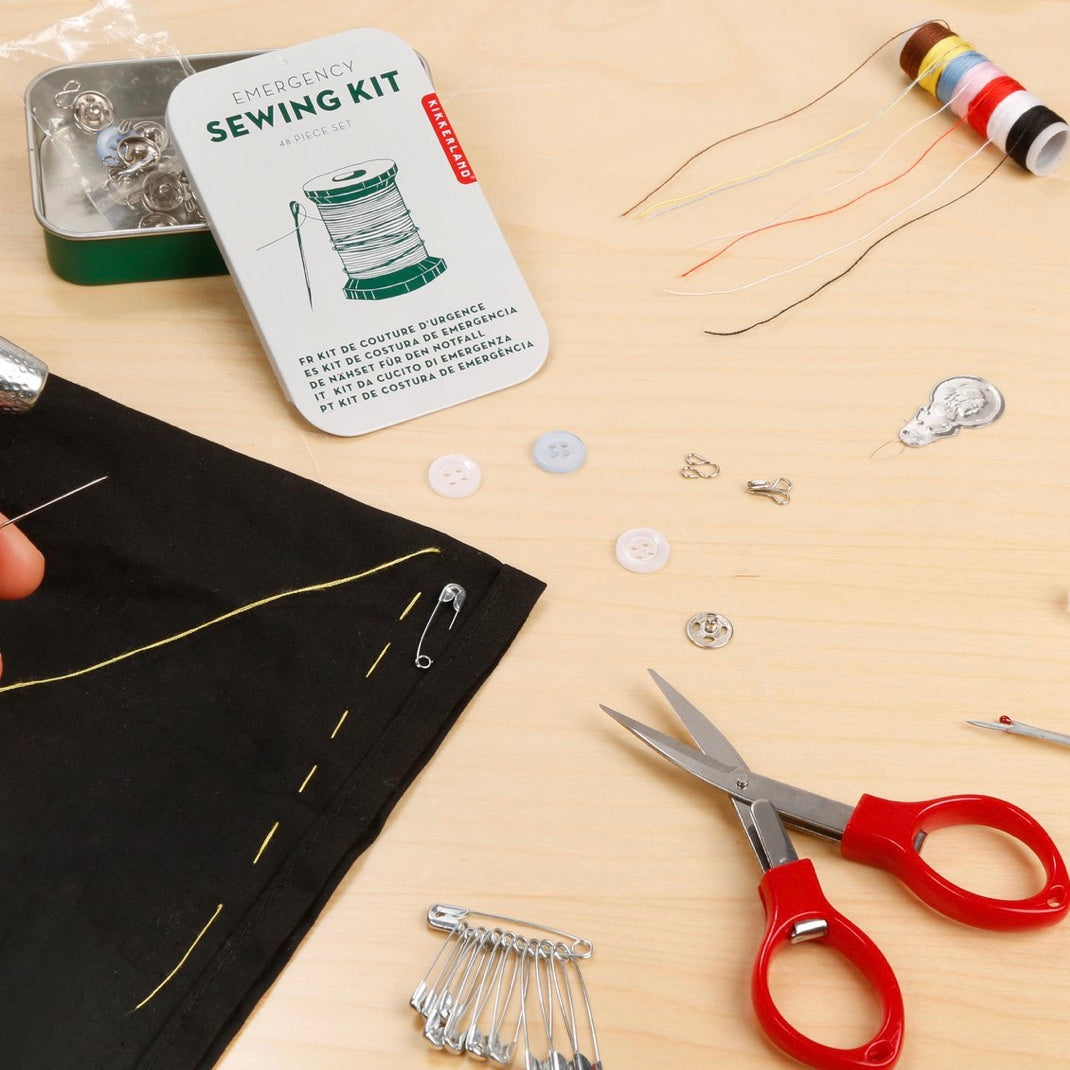 Emergency Sewing Kit - Bagel&Griff