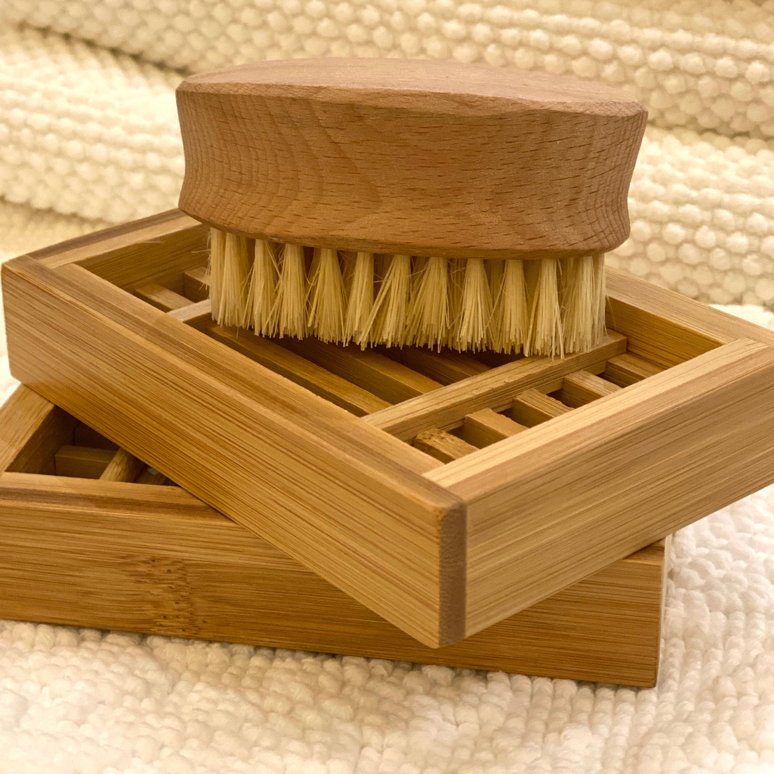 Slatted Bamboo Soap Dish - Bagel&Griff